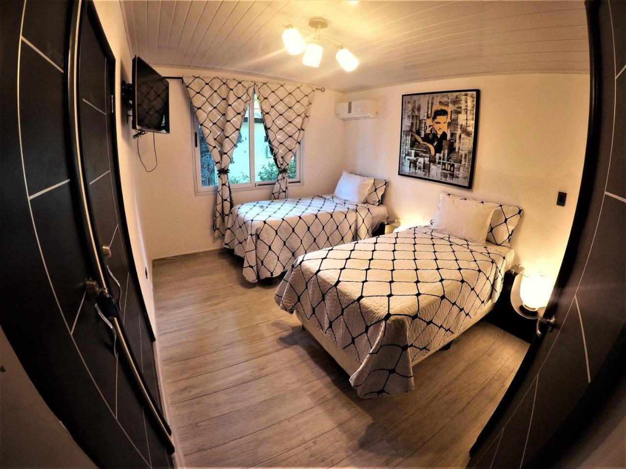 La Romantica Bed and Breakfast Contadora Island Buitenkant foto